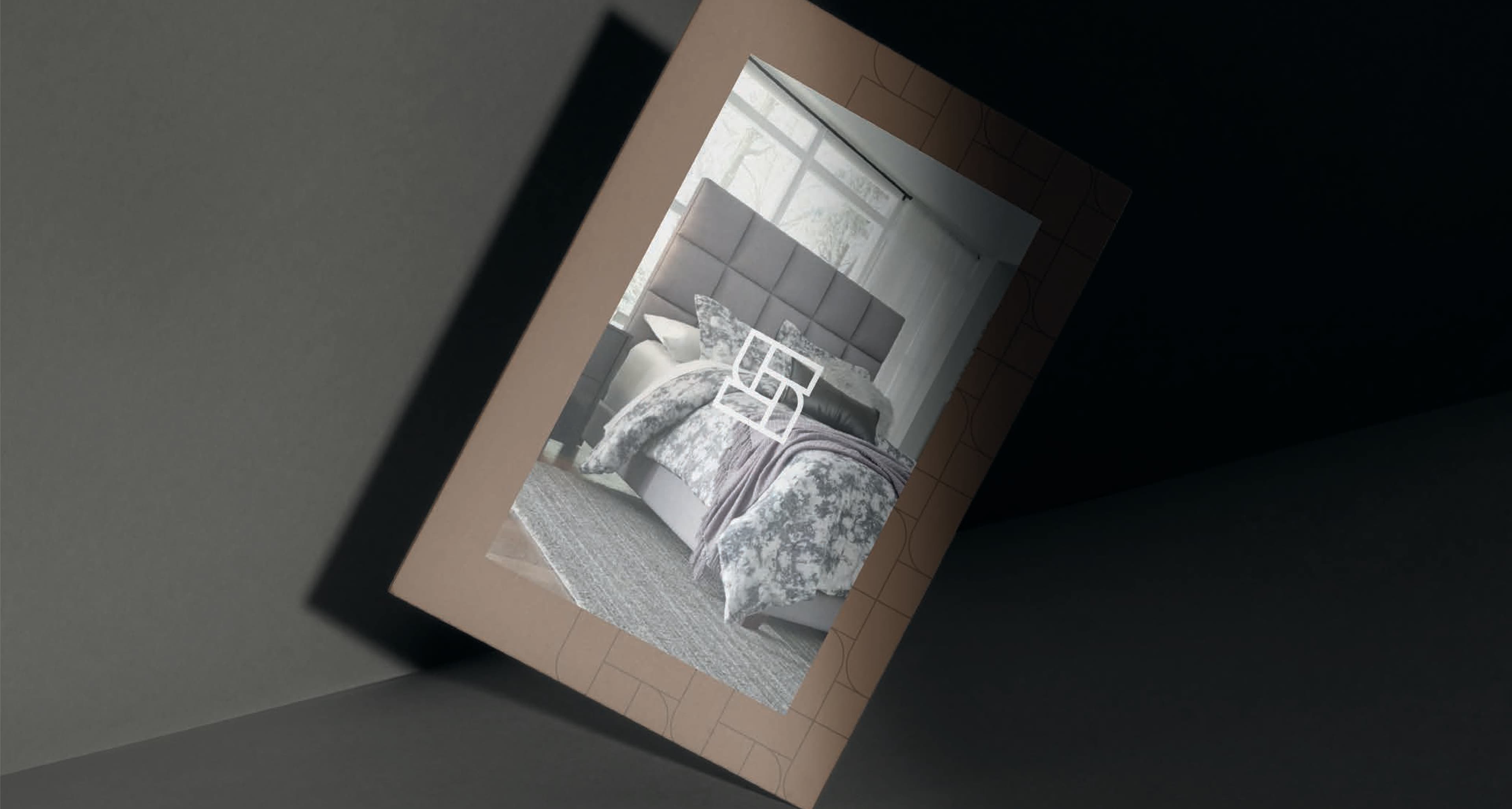 Suede — image 14